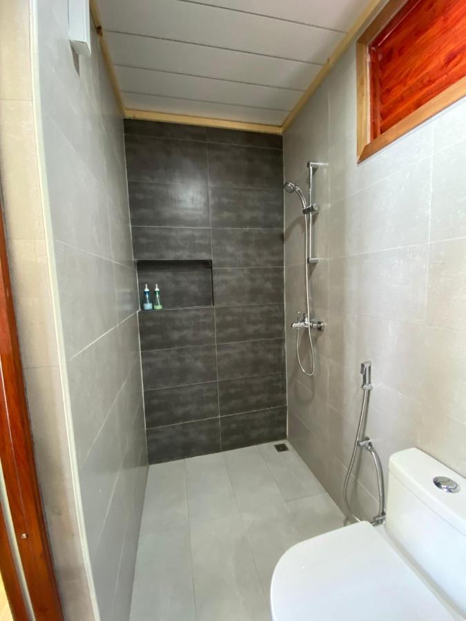 Si! Beach House Dhiffushi Ngoại thất bức ảnh