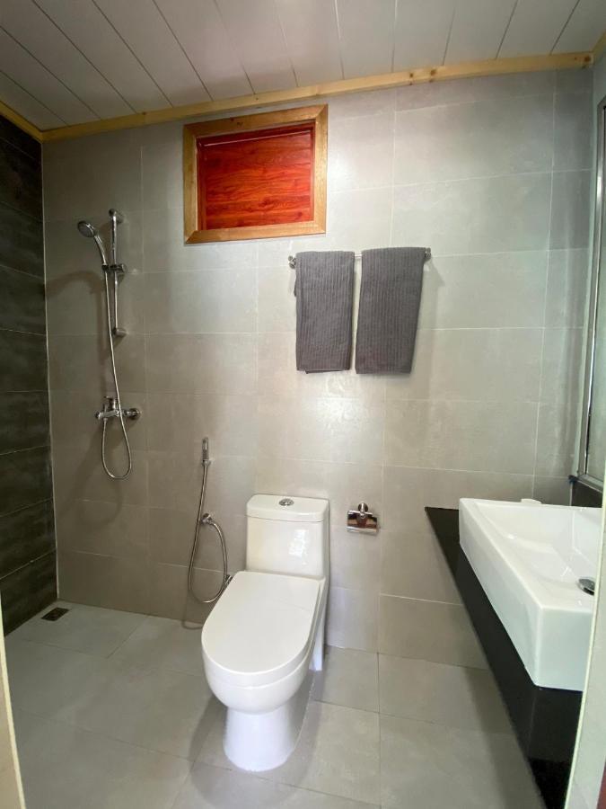 Si! Beach House Dhiffushi Ngoại thất bức ảnh