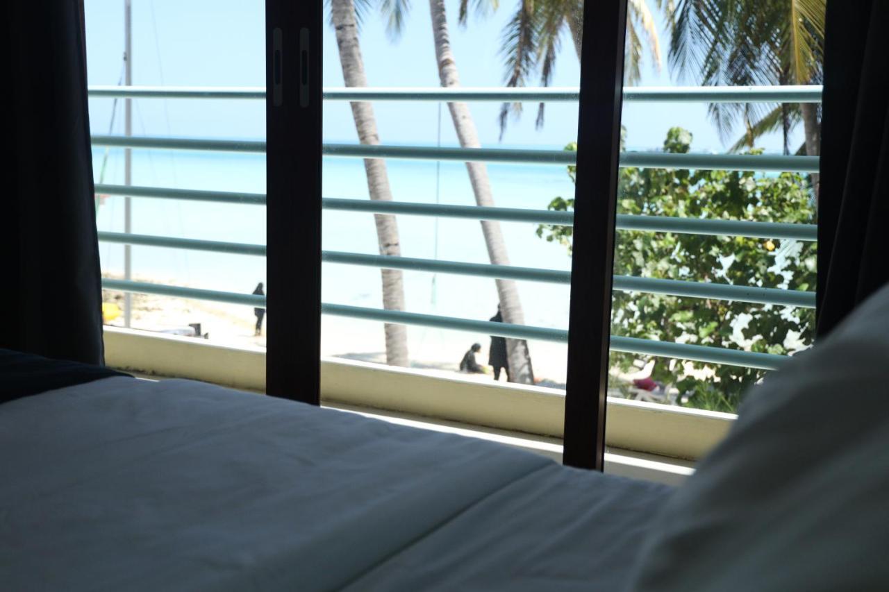 Si! Beach House Dhiffushi Ngoại thất bức ảnh